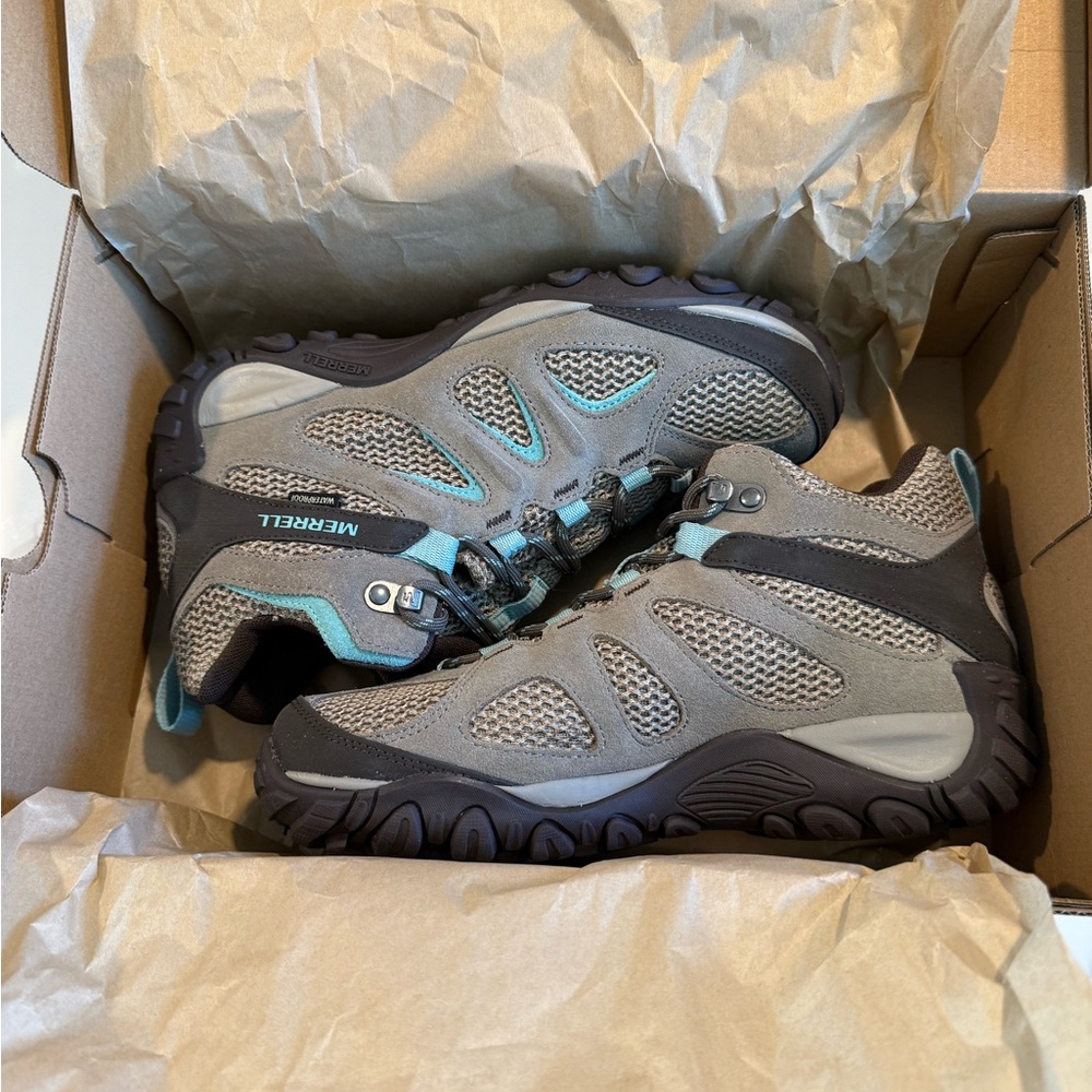 Women’s Merrell Hiking Shoes